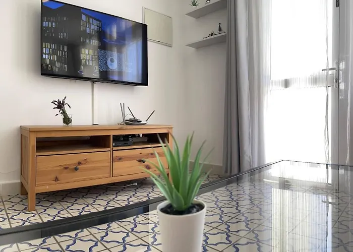 El Cortijo - Pool - Free Parking Apartament *